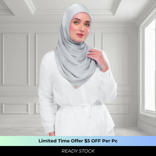 Raia Shawl | Ironless Shimmer in Light Grey