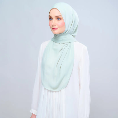 Instant Tag n' Go Shawl | Chiffon Silk in Pistachio Green