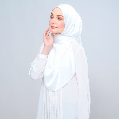 Instant Tag n' Go Shawl | Satin Silk in Bridal White