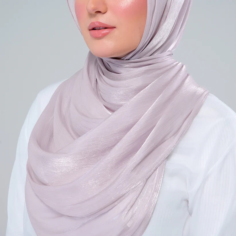 Raia Shawl | Ironless Shimmer in Classic Taupe