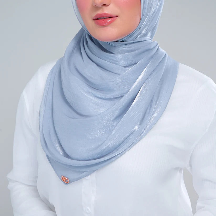 Raia Shawl | Ironless Shimmer in Dusty Blue