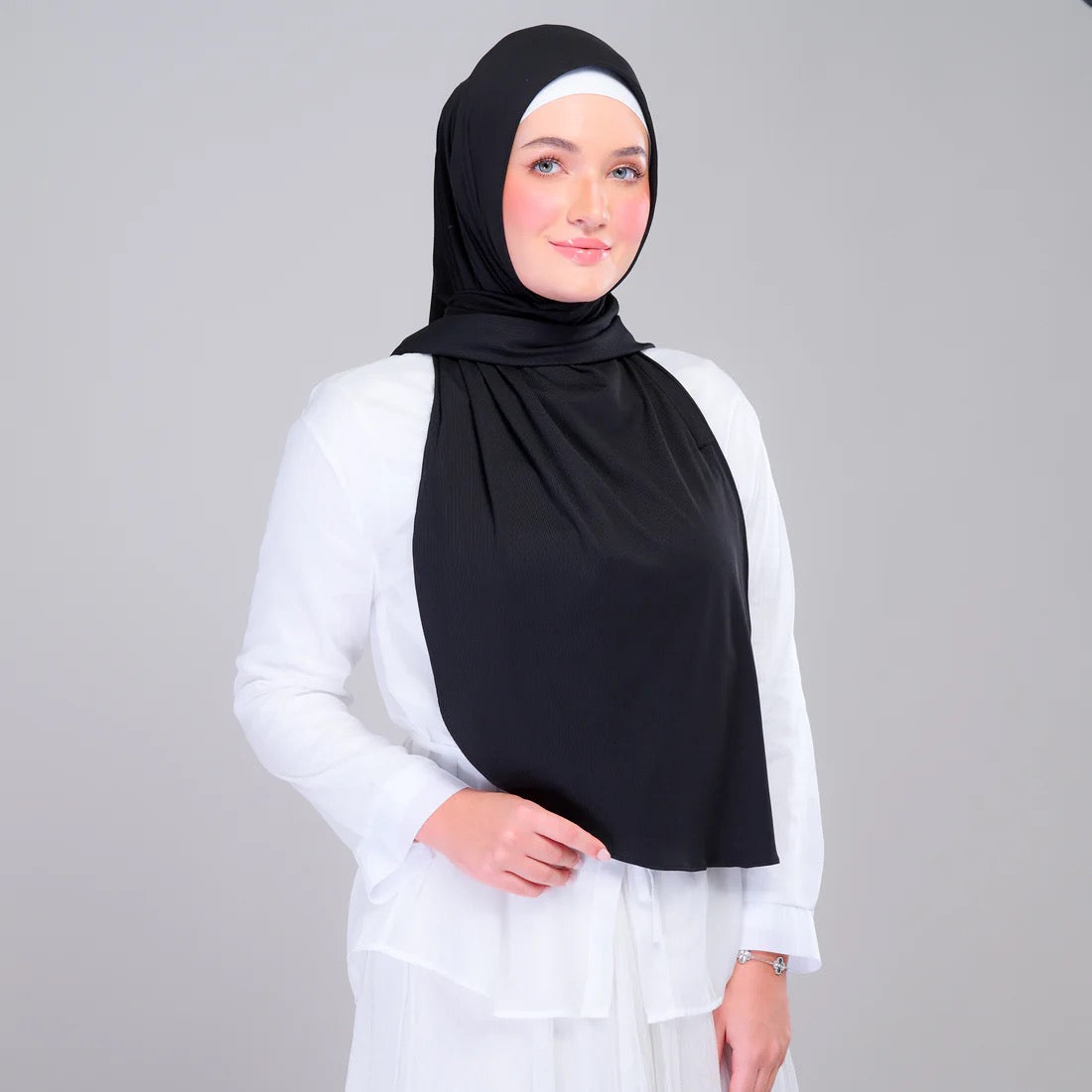 Instant Tag n' Go Shawl | Ribbed Jersey in Black