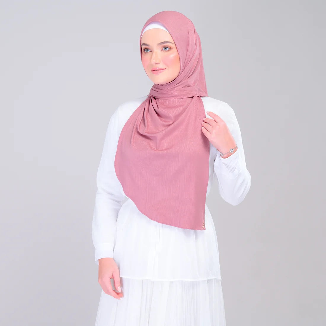 Instant Tag n' Go Shawl | Ribbed Jersey in Dusty Berry