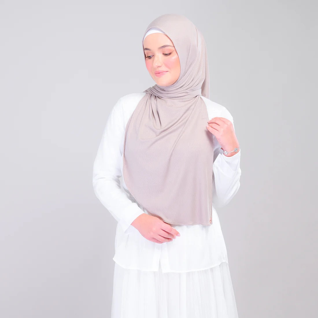 Instant Tag n' Go Shawl | Ribbed Jersey in Natural Sand