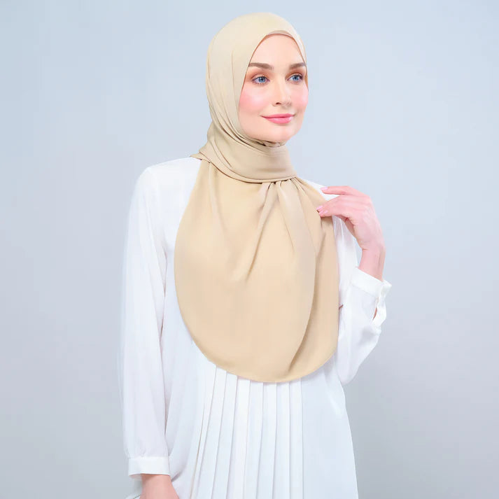 Instant Tag n' Go Shawl | Chiffon Silk in Blonde